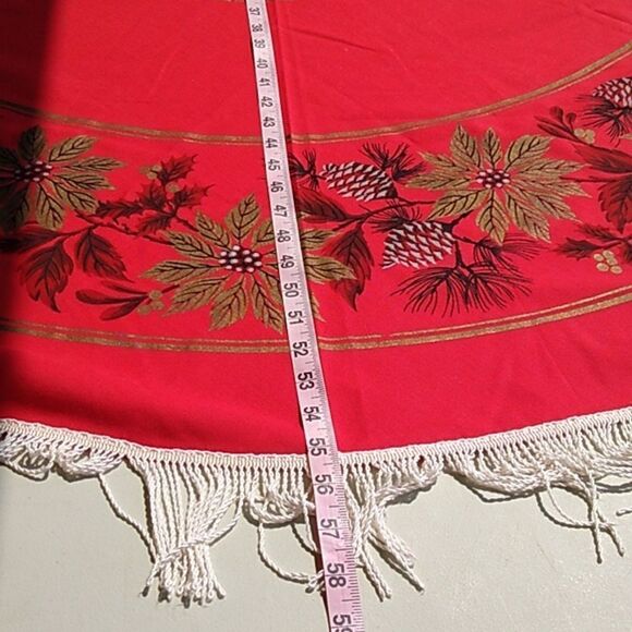 Christmas round Table Cloth w/white fringe Pine Cones and Poinsettias - Picture 5 of 10